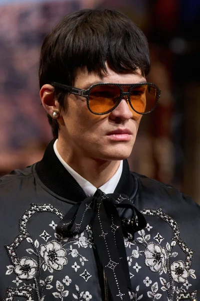 Look 73